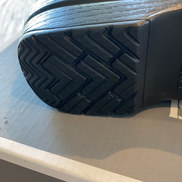 NEW Dansko Suede Professional Shoes - Picture 5 of 9